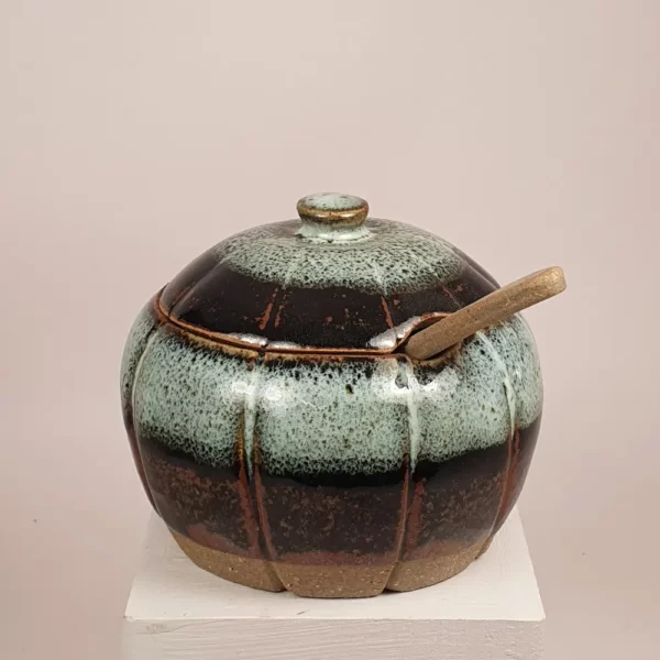 Pot à confiture en céramique artisanale