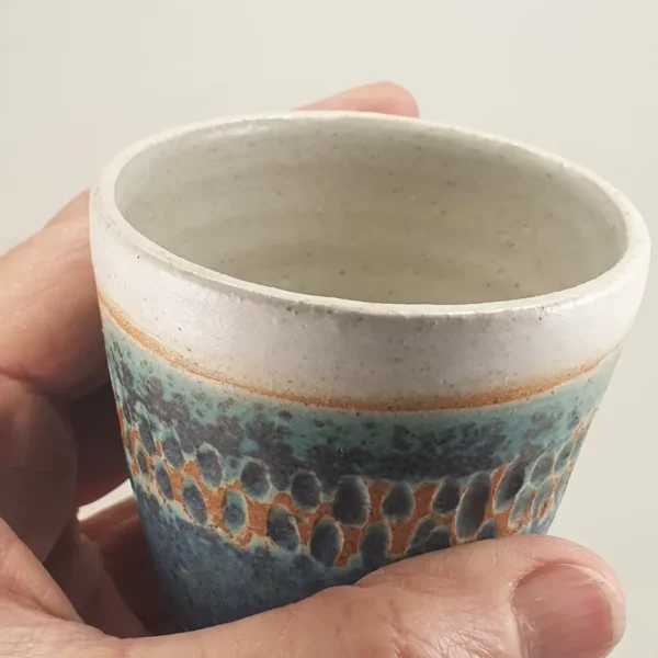 Tasse en céramique turquoise