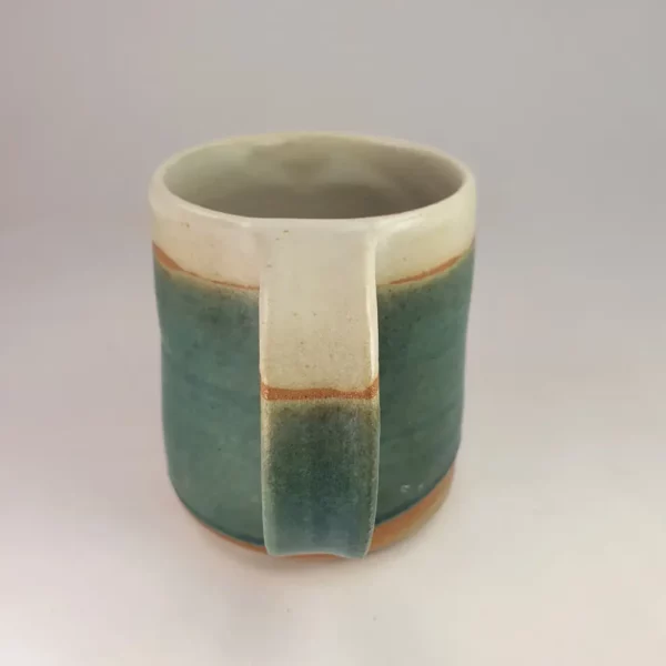 Mug en grès artisanal