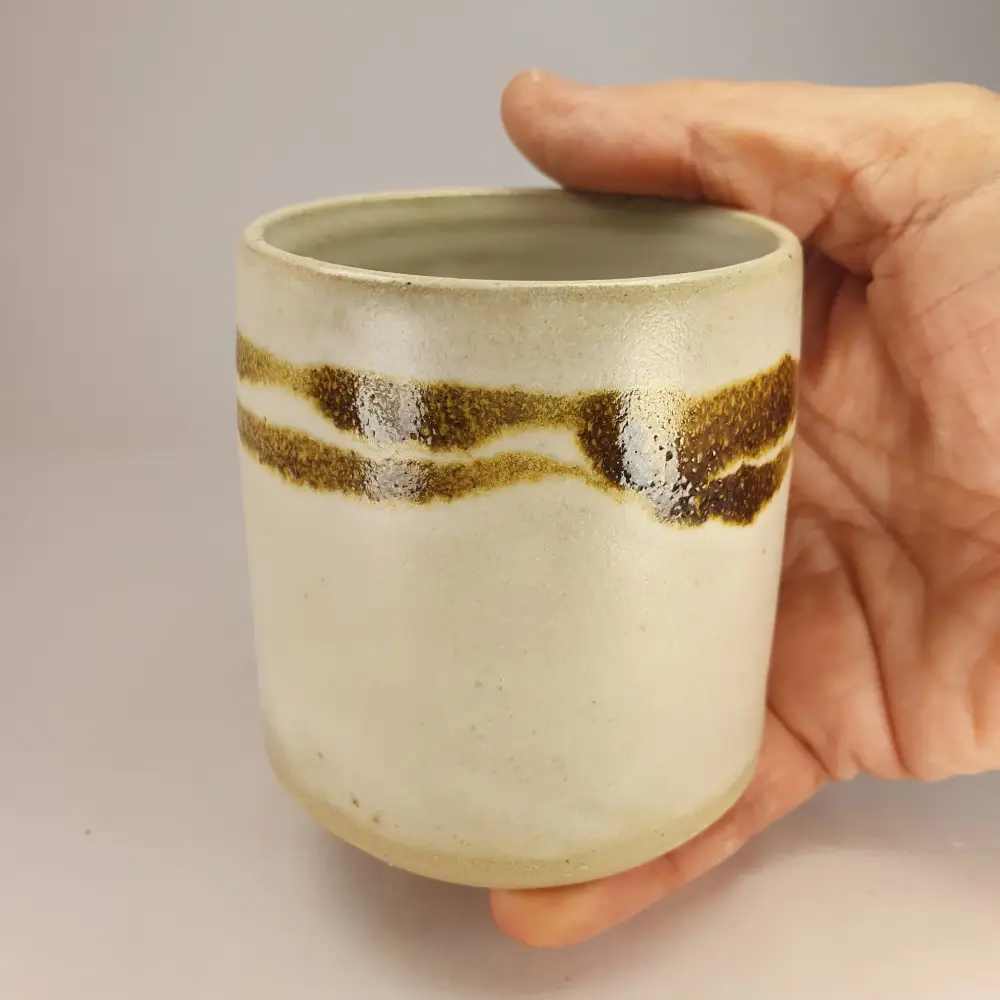 Tasse en grès soyeux