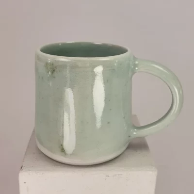 Tasse en porcelaine artisanale