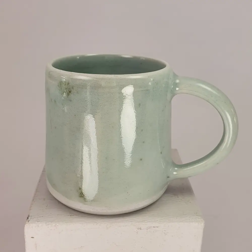 Tasse en porcelaine artisanale