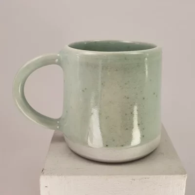 Tasse en porcelaine artisanale