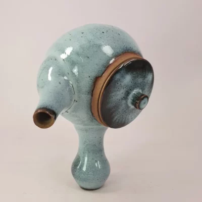 Petite théière artisanale en grès