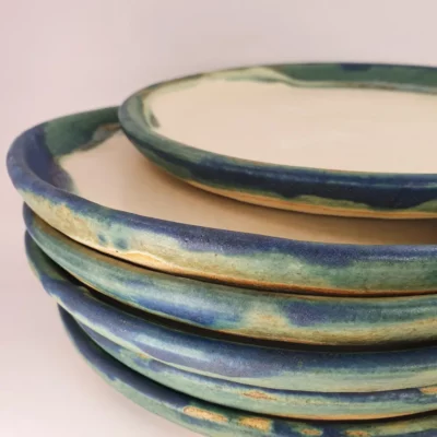 Assiette artisanale en grès