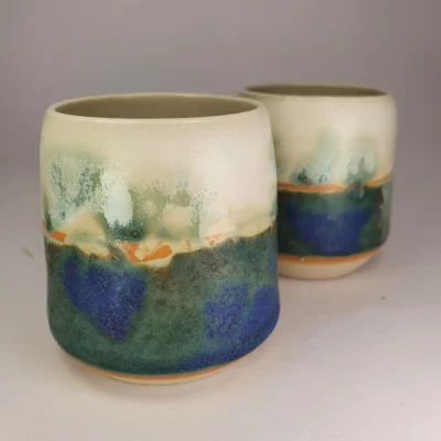 Tasses faites à la main