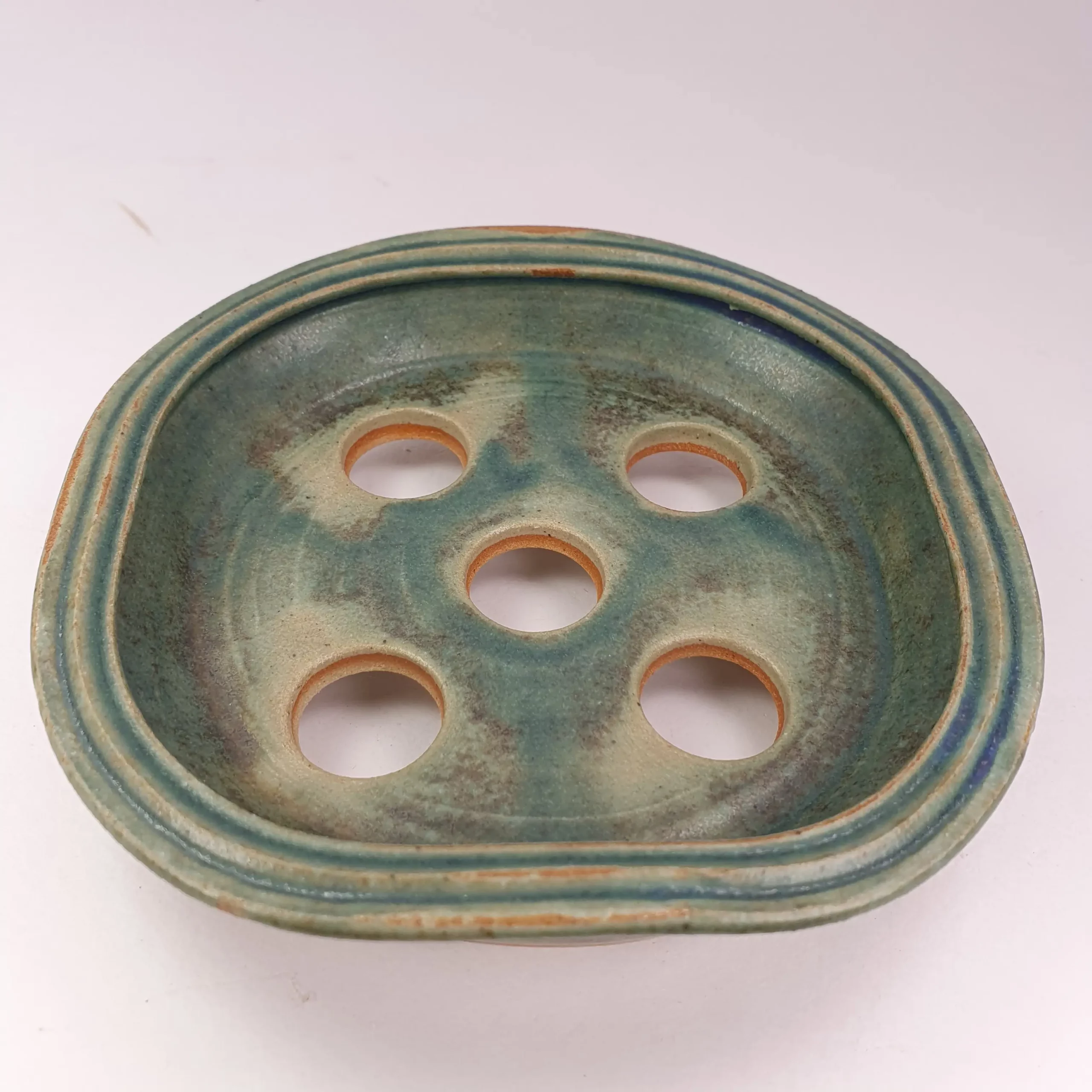 porte savon artisanal en grès
