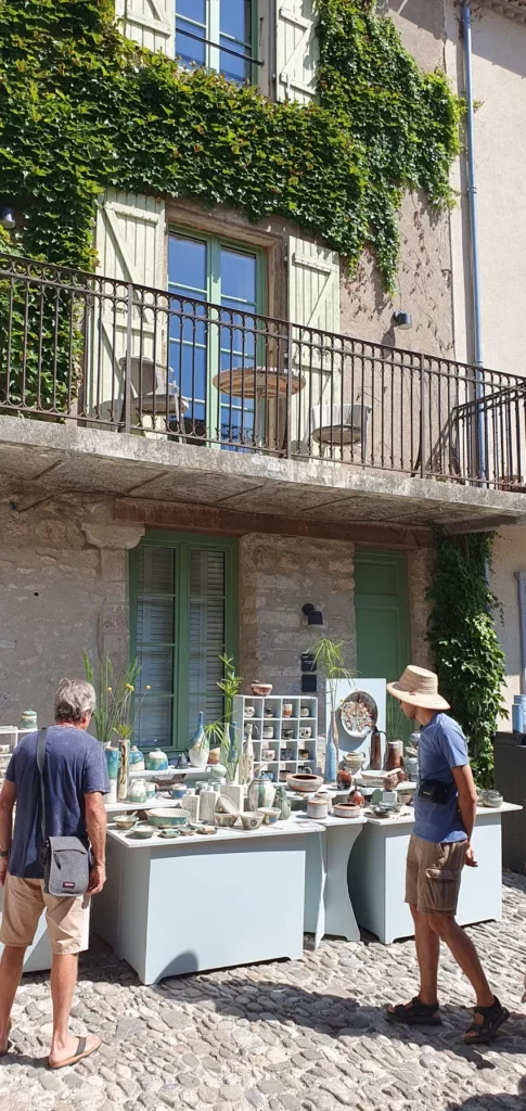 Marché des potiers - Lagrasse dans l'Aude